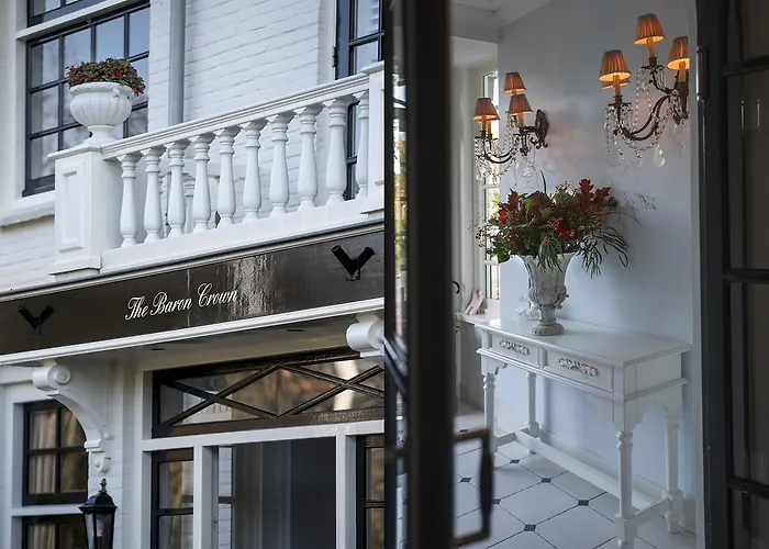 B & B The Baron Crown
